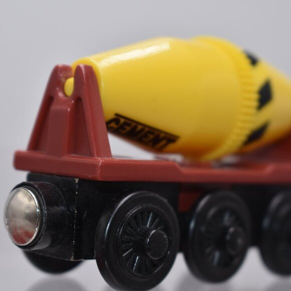 2002 Cement Mixer Thomas & Friends Wooden Railway Tank Engine Vintage Gullane - Picture 3 of 7